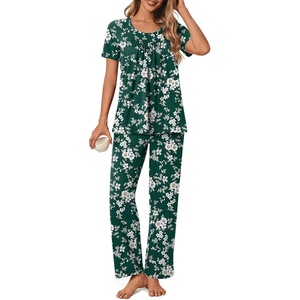 image:imagePOPYOUNG Womens Pajama Sets Summer Ladies Pjs 2 Piece Short SLeeve Loungewear Soft Lightweight SleepwearFloral Green